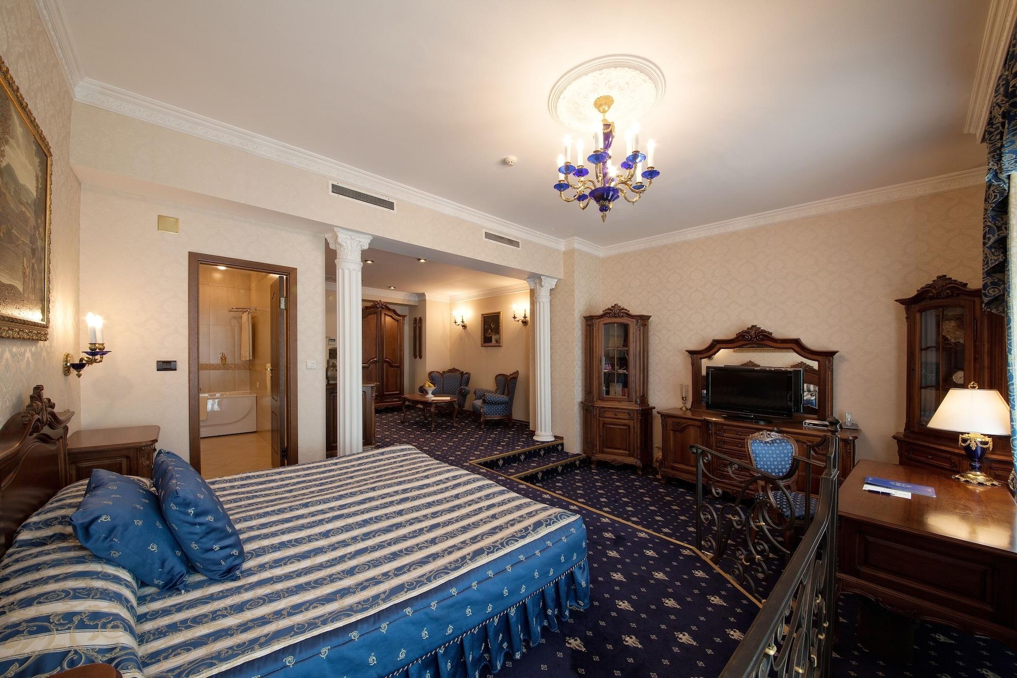 Grand Hotel London Varna Ngoại thất bức ảnh A suite at the Grand Hotel