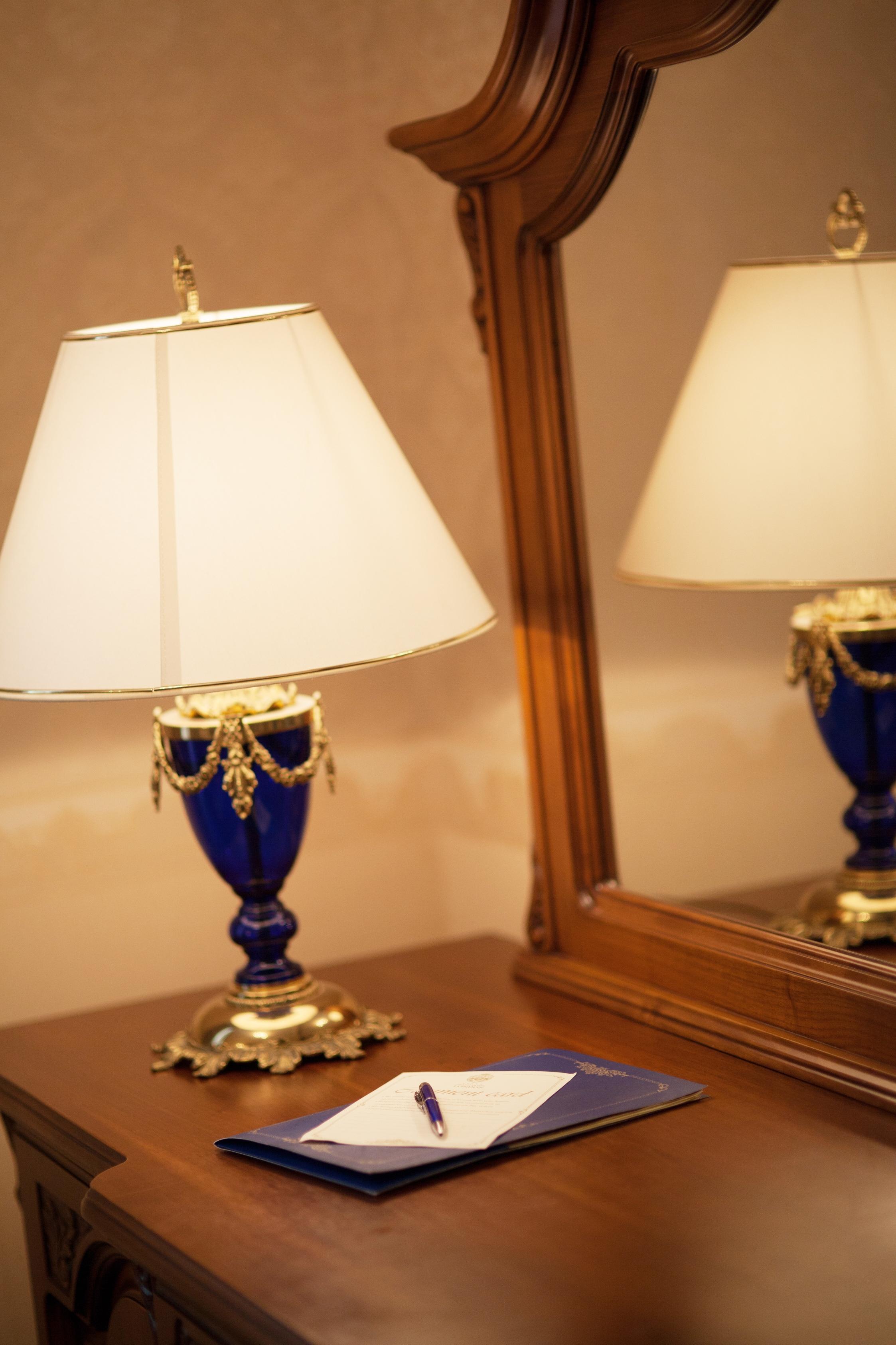 Grand Hotel London Varna Ngoại thất bức ảnh A table lamp