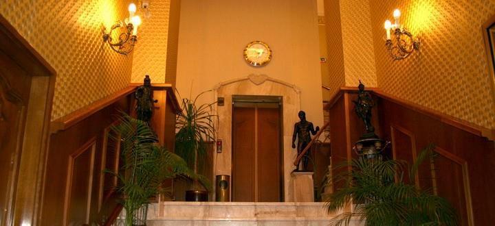 Grand Hotel London Varna Nội địa bức ảnh The interior of the hotel
